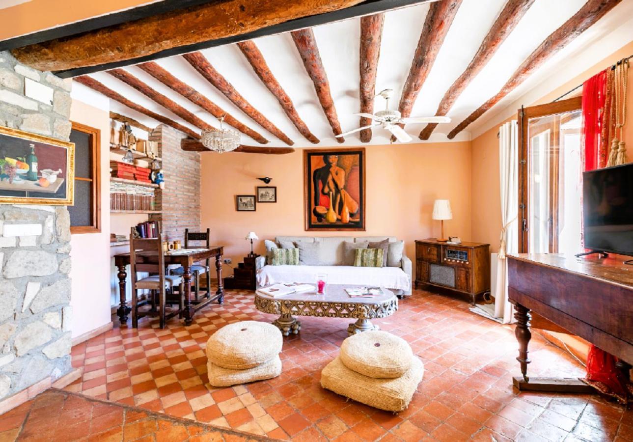 Apartamentos Vino Tinto Y Restaurante Tomate Rosa Адауэска Экстерьер фото