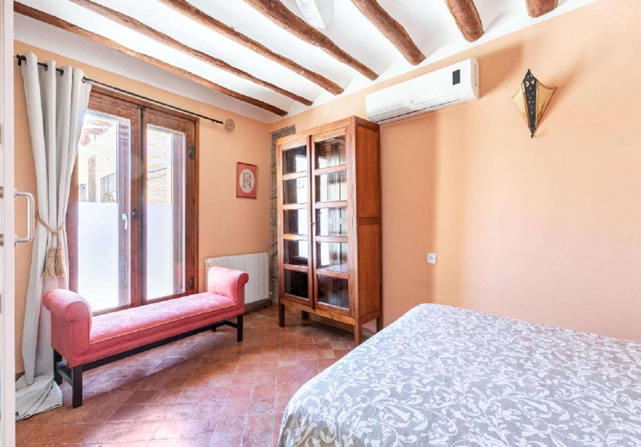 Apartamentos Vino Tinto Y Restaurante Tomate Rosa Адауэска Экстерьер фото