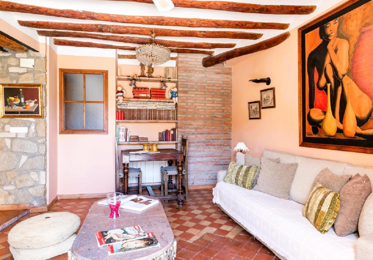 Apartamentos Vino Tinto Y Restaurante Tomate Rosa Адауэска Экстерьер фото