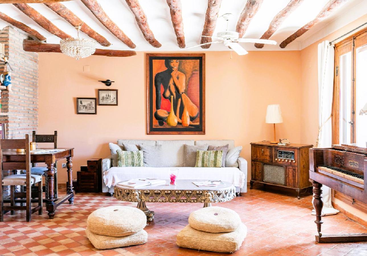 Apartamentos Vino Tinto Y Restaurante Tomate Rosa Адауэска Экстерьер фото